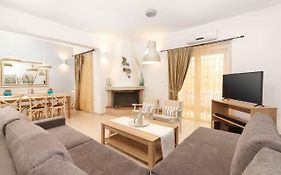 Charming And Comfy House